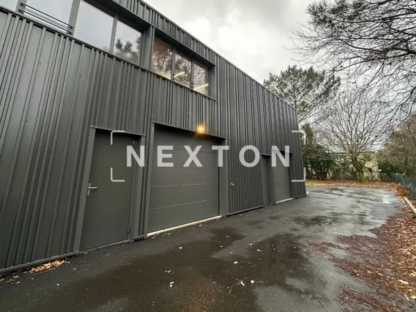 Local d'activité 103 m²