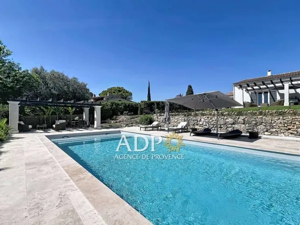 Maison 6 pièces 130 m²