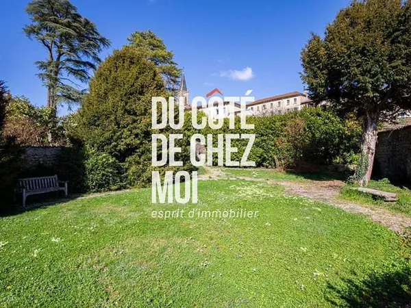 Terrain constructible 626 m²