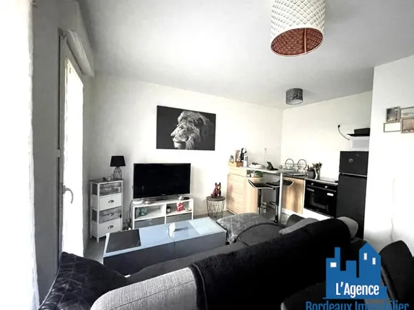 COMPROMIS SIGNE ! FLOIRAC - ARENA - APPARTEMENT TYPE 2 DE 41M2 + PARKING SOUS SOL !! Sébastien Baudo