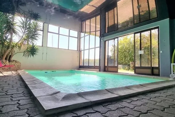 Maison 20 pièces 650 m²