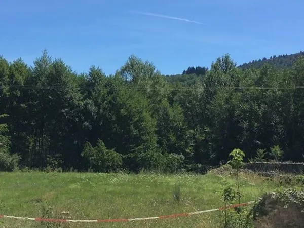 Terrain 853m2 constructible Jaujac