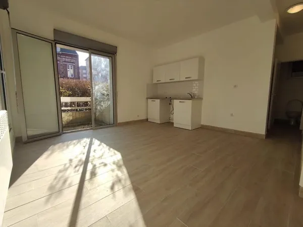 Appartement F2 37 m2 TBE, RDC avec jardin de 55m2