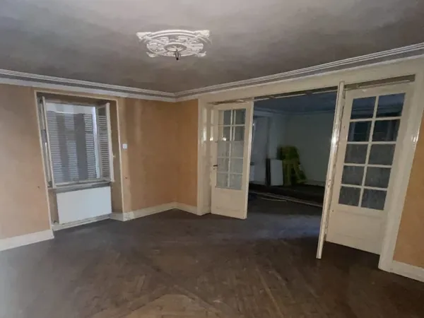 Appartement rez de chaussée avec terrasse et parking