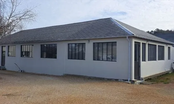 Maison Bâtiment en parfait état