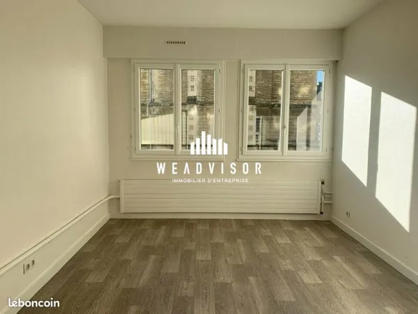 BUREAUX 25 m² LE MANS