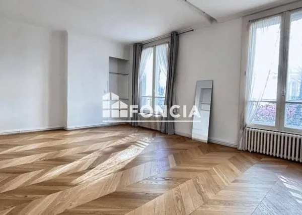 Appartement 4 pièces 82 m²