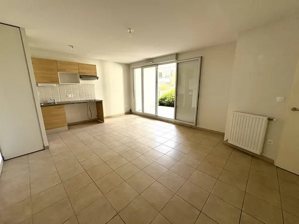 TOULOUSE (31 400) - APPARTEMENT EN RDC DE TYPE 2 AVEC TERRAS