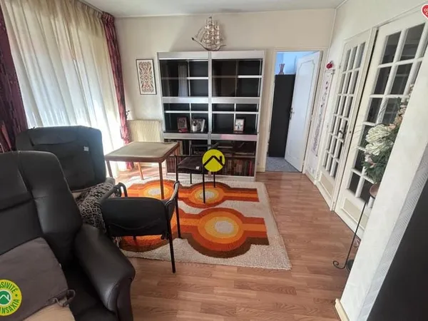 APPARTEMENT PRES FLEURIS