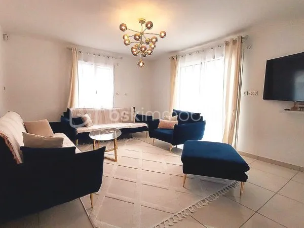 Maison 6 pièces 219 m²