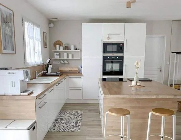 Maison - 3 chambres - 90 m² - Grand extérieur 400M2