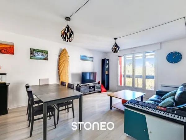 Appartement 3 pièces | 2 balcons | vue dégagée