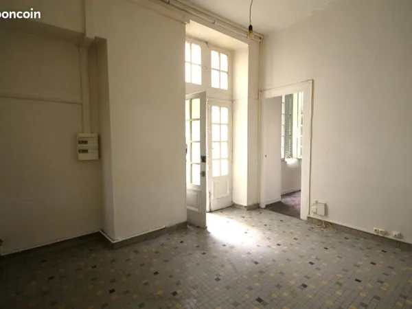 Appartement T2 Pau centre sans parking