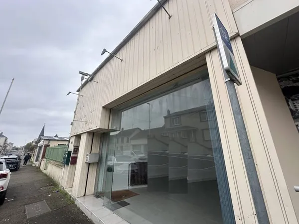 Local commercial 44 m²