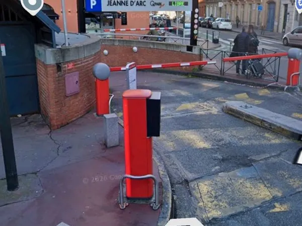 Parking à louer place Jeanne d'Arc à Toulouse