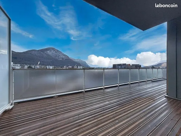 Appartement 4 pièces 96 m²