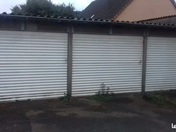 Garage / box