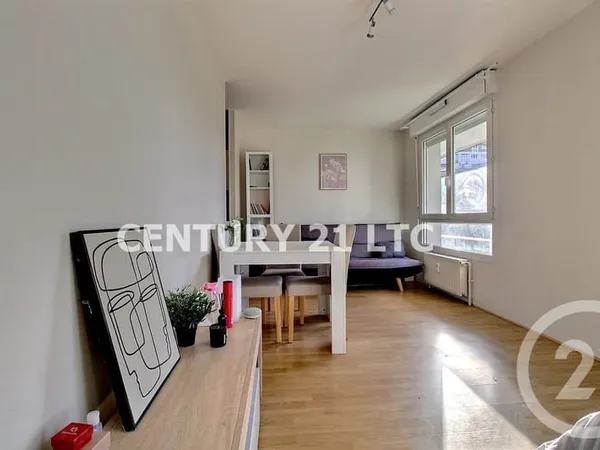 Appartement 1 pièce 27 m²