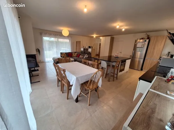 Maison 126 m² - terrain 1105 m² - 4 chambres