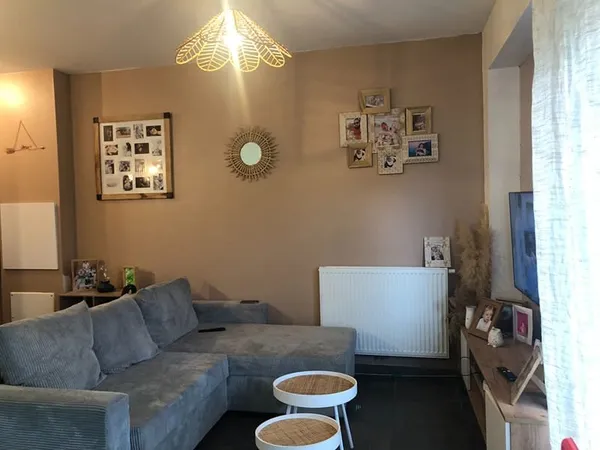 Idéal pour les investisseurs : maison T4 à vendre, située à proximité de toutes les commodités.