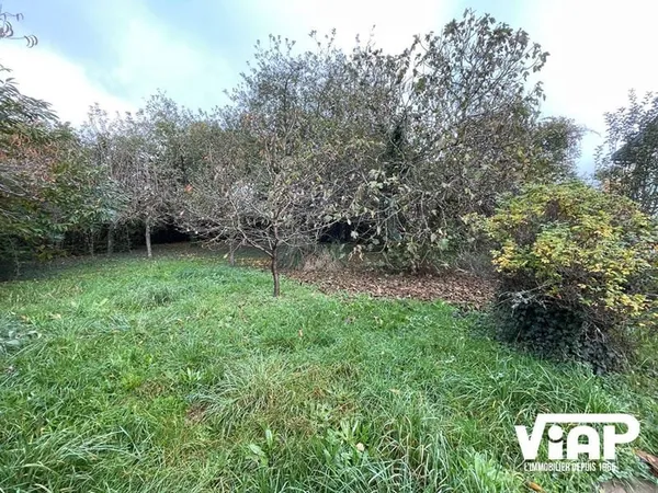 Terrain constructible 800 m²