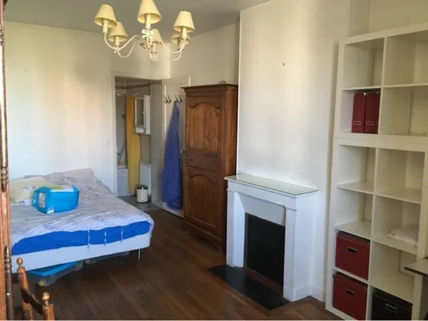 Loue chambre meublée 20m² avec sdb à Asnieres-Gare saint lazare