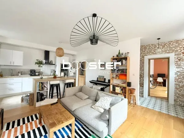 Coup de coeur assuré - Magnifique Appartement 3 Pièces rénové avec charme au coeur de Saint-Cyprien