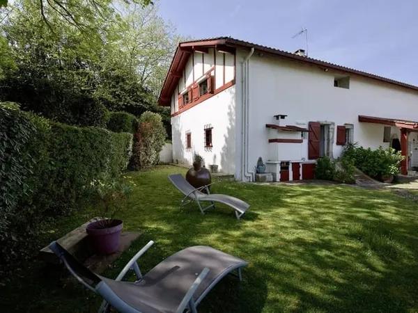 Maison 9 pièces 205 m²