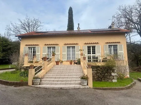 Maison 5 pièces 120 m²