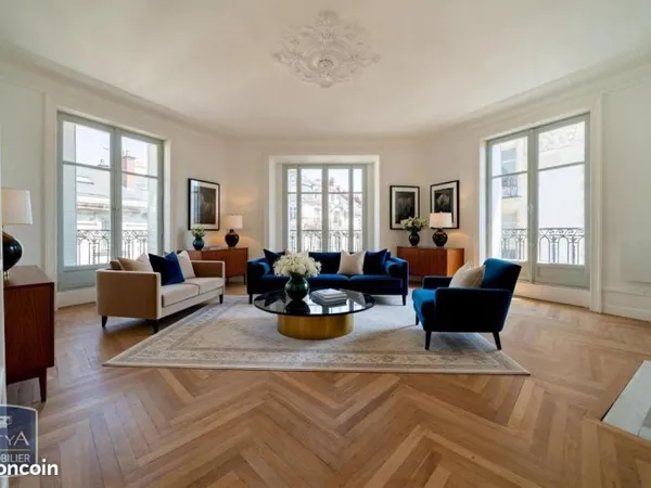 Appartement 5 pièces 141 m²