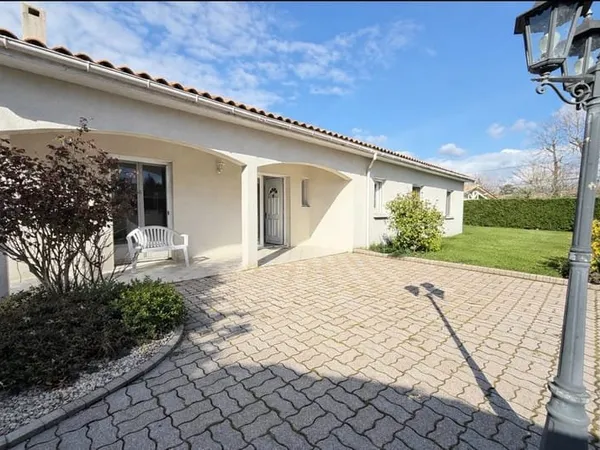Maison Coulounieix Chamiers, dépendance et garage 6 pièces 190 m2