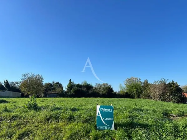 Terrain 1732 m²