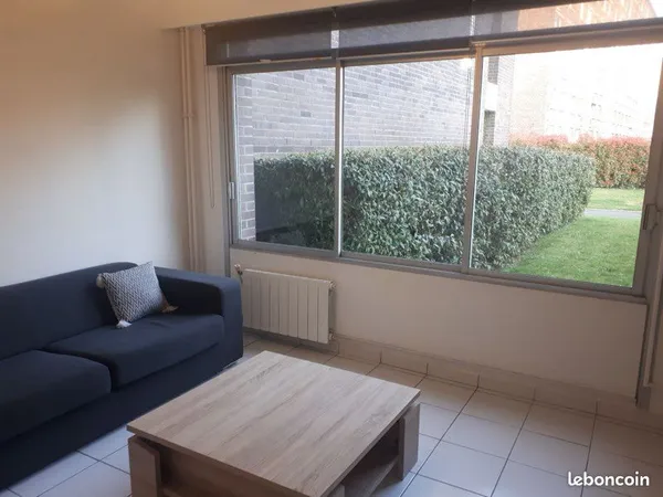 T3 meublé 50m2 + parking sous terrain - secteur la Catho