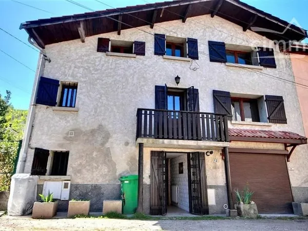 À VENDRE : Gières, maison de type 3 avec garage.