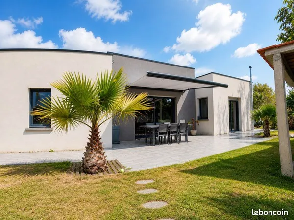 Maison contemporaine à vendre