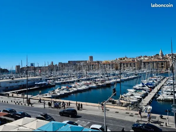 Loft d'artiste-Dernier étage-Vue Vieux Port