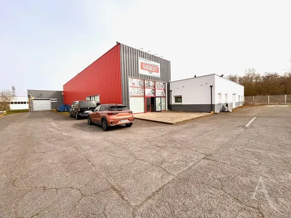 Bureau 580 m²