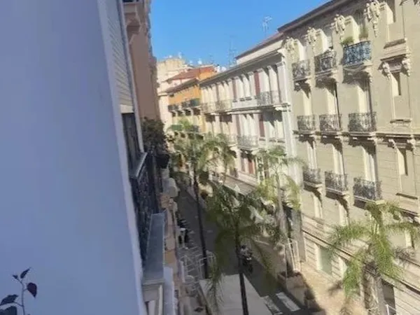 Centre de Beausoleil Appartement Spacieux
