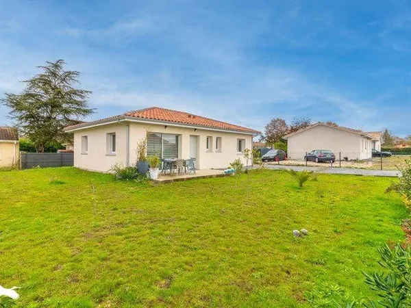 Maison de plain-pied 4 pièces 85 m²