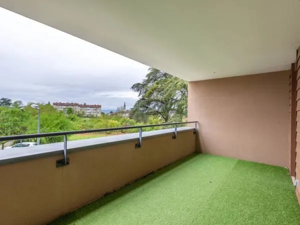 Appartement 3 pièces avec 12,5m2 de loggia