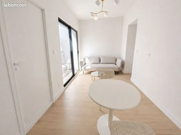 Appartement meublé neuf avec terrasse - Rue Tilsit, Marseille 13006