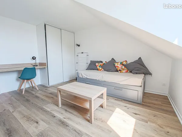 Studio meublé