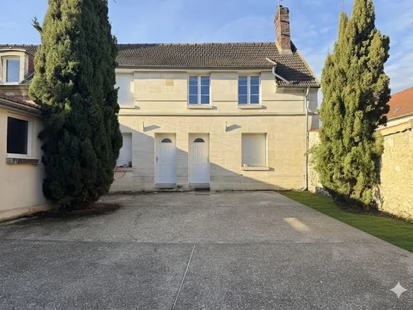 Immeuble de rapport 90 m²