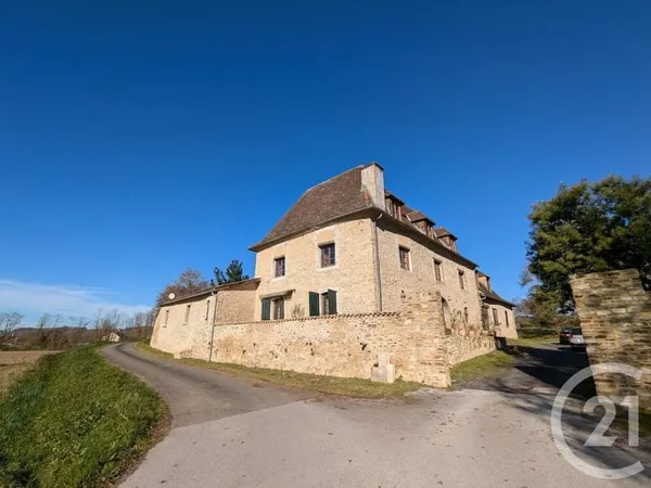 Maison 6 pièces 287 m²