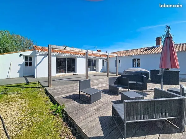 Longère 5 pièces 142 m²