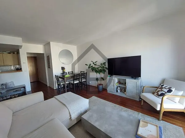 Appartement 2 pièce(s) 43 m2 - VENTE OCCUPEE