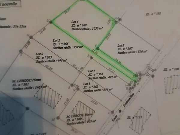 Terrain constructible
