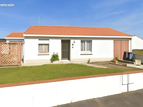 Belle maison à louer Quartier résidentiel (possibilité d'un loyer minoré)