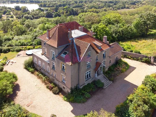 Maison 17 pièces 493 m²