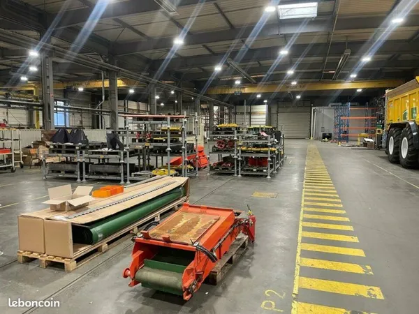 LOCAL D'ACTIVITE 7000 m² BOURNEZEAU
